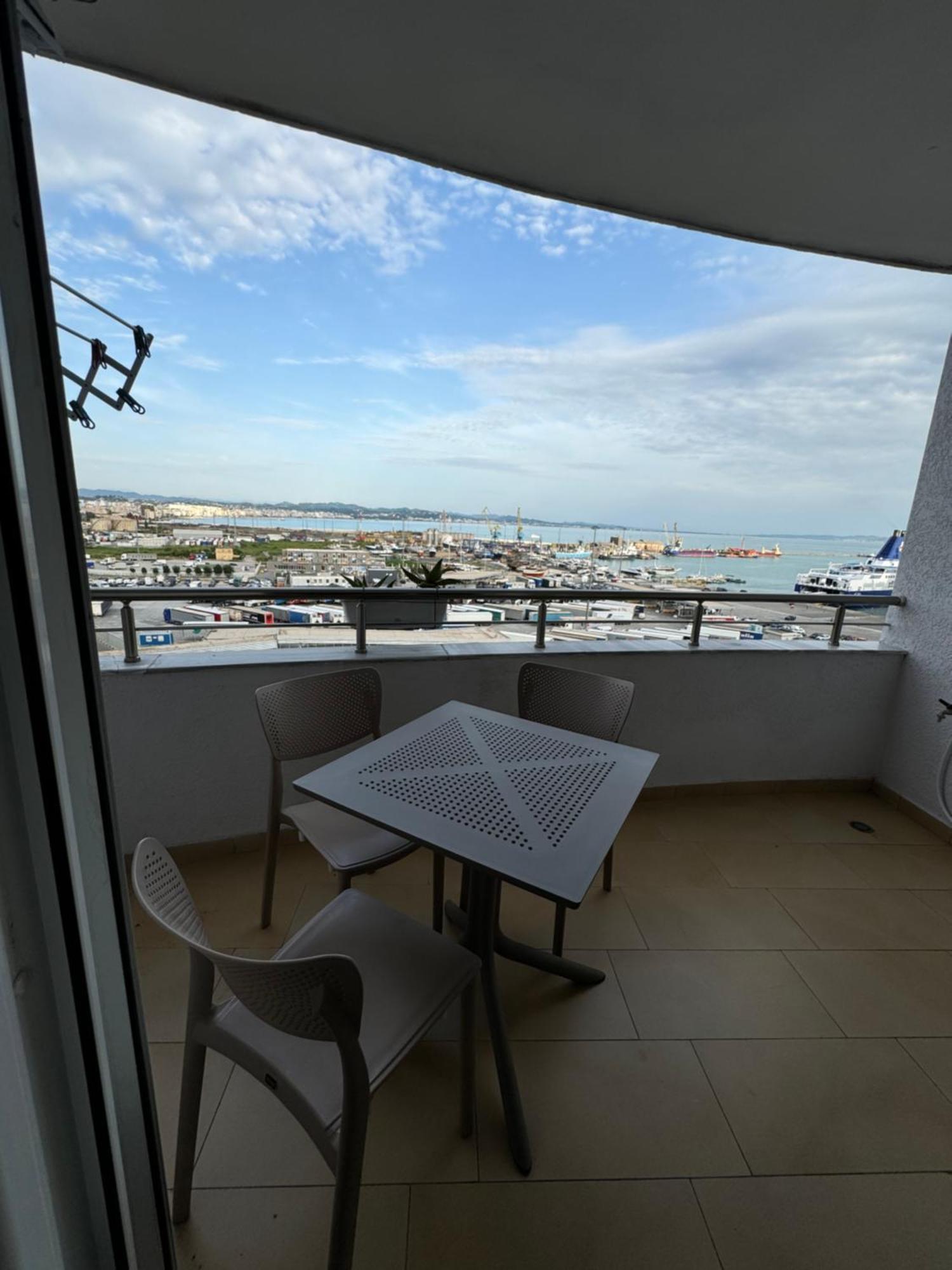 דורס Port View Apartment 1 מראה חיצוני תמונה